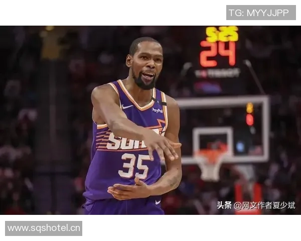 杜兰特谈防守与进攻的双重责任助力球队全方位提升 杜兰特谈防守与进攻的双重责任助力球队全方位提升