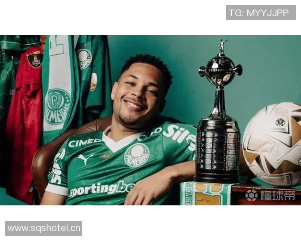 罗克重返巴甲状态火热20岁小将8场打入8球引发转会热潮