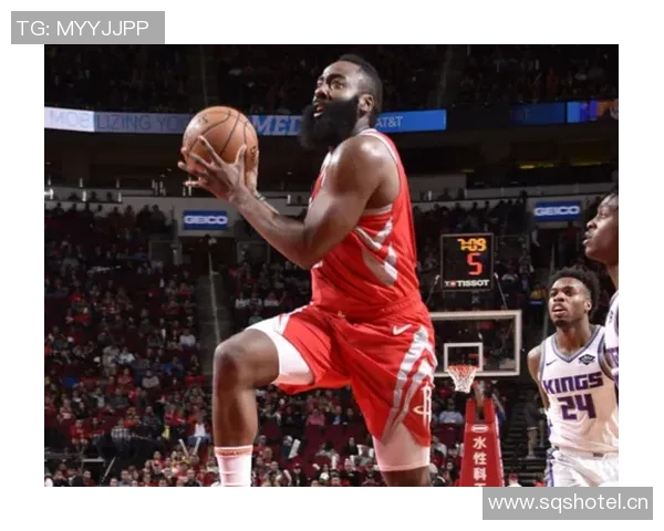 进攻火力全开三球首节10分钟狂砍15分3板展现绝佳状态 进攻火力全开三球首节10分钟狂砍15分3板展现绝佳状态