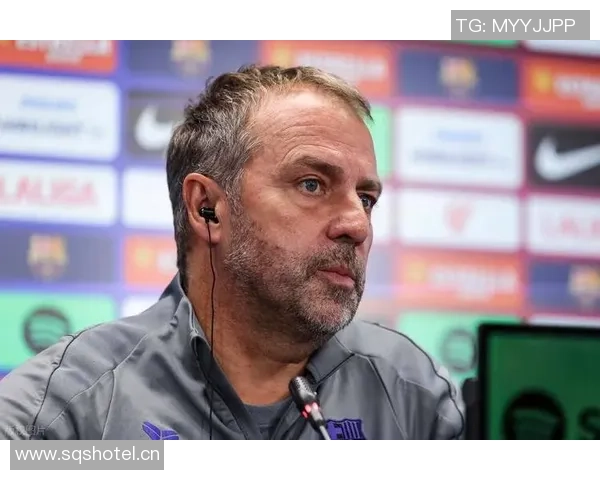 巴萨球员完成本周最后一次训练弗里克再度缺席引发关注