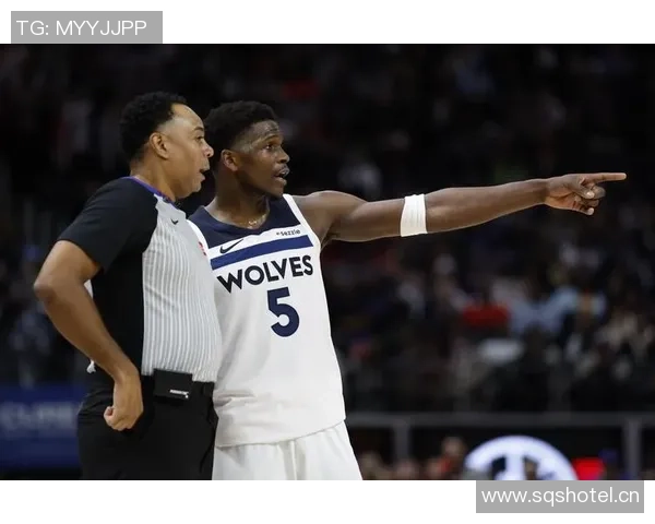 爱德华兹达成一万分里程碑加入森林狼传奇行列与加内特唐斯并肩前行