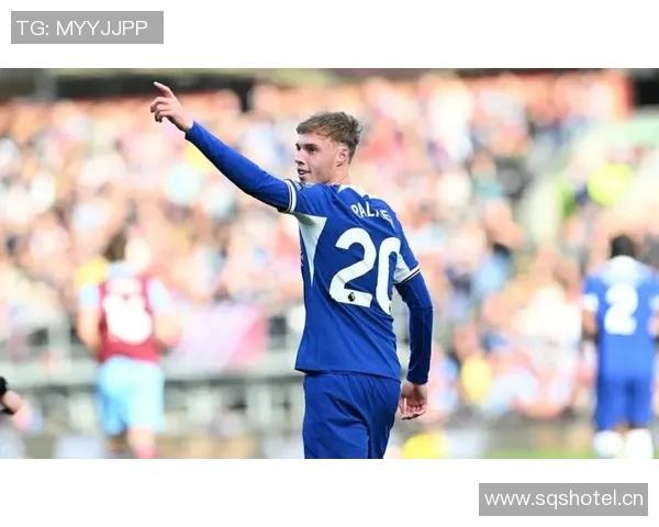 斯科尔斯认为切尔西不应外租杰克逊帕尔默将受益于他的存在 斯科尔斯认为切尔西不应外租杰克逊帕尔默将受益于他的存在