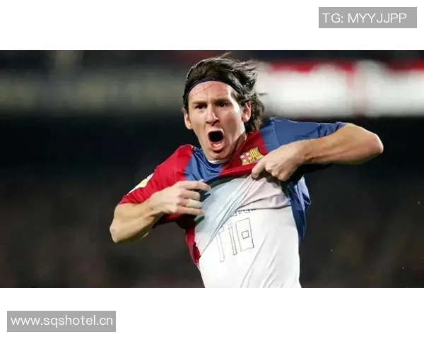 梅西与C罗继续征战绿茵场球迷期待2026年精彩对决 梅西与C罗继续征战绿茵场球迷期待2026年精彩对决