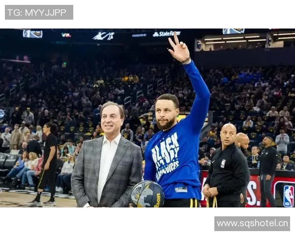 理查德谈勇士老将节奏的重要性不能让自己落后于团队的步伐