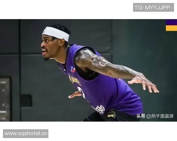 詹姆斯遭遇坐骨神经痛困扰范德彪期待他早日重返赛场