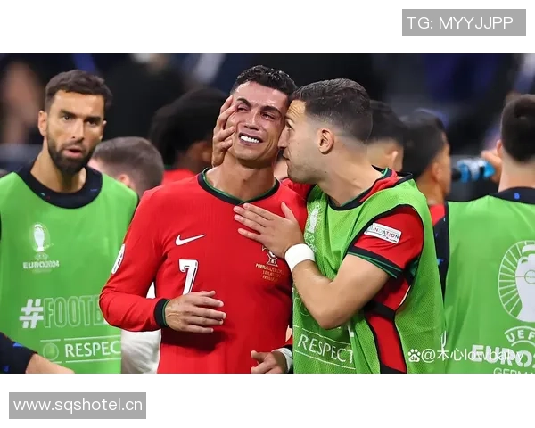 马丁内斯称C罗求胜欲望超越常人退役决定源于理智而非年龄限制 马丁内斯称C罗求胜欲望超越常人退役决定源于理智而非年龄限制